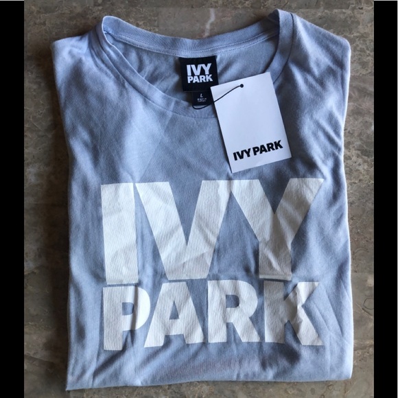 ❌ SOLD ❌ NWT Ivy Park Blue Graphic Logo Tee - Picture 4 of 6
